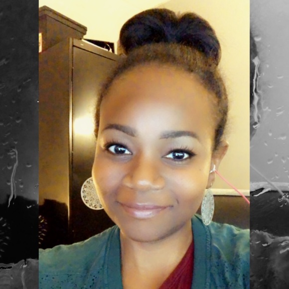 Meet your Posher, Markitta - Picture 1 of 1